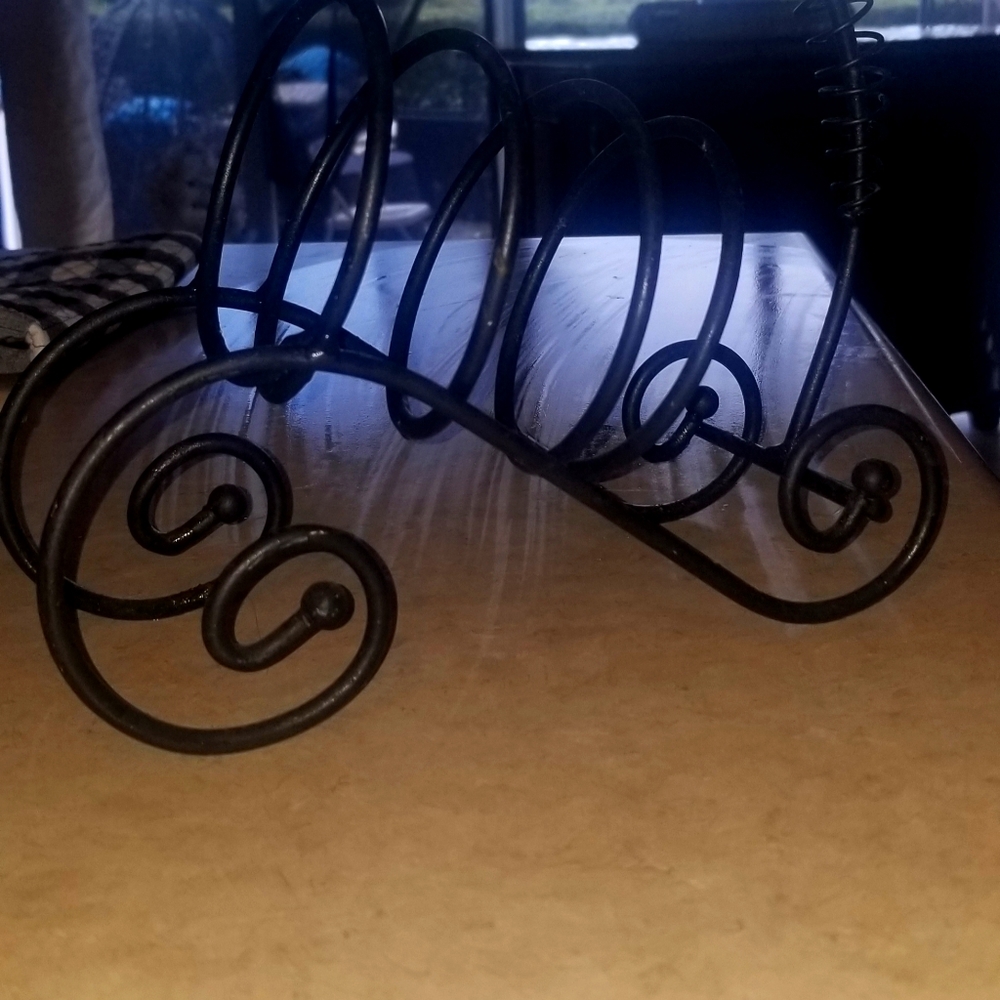 Wine holder